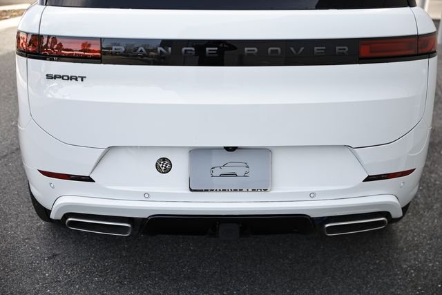 New 2026 Fuji White Land Rover Dynamic SE image 12