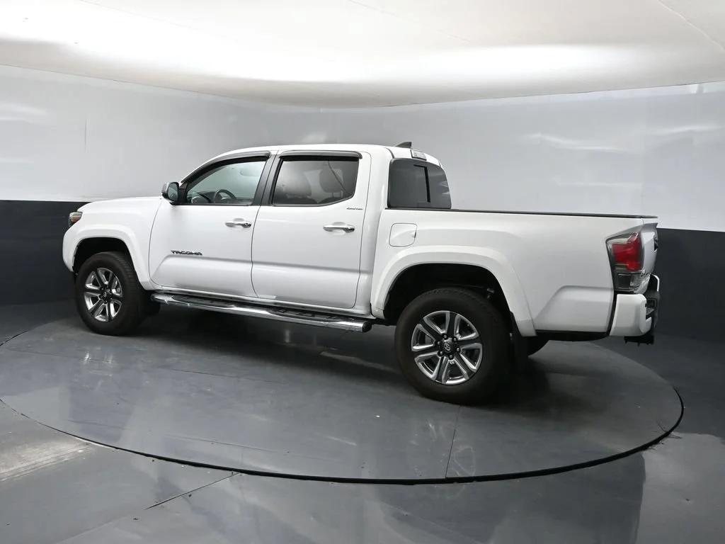 Used 2018 Super White Toyota Limited image 4