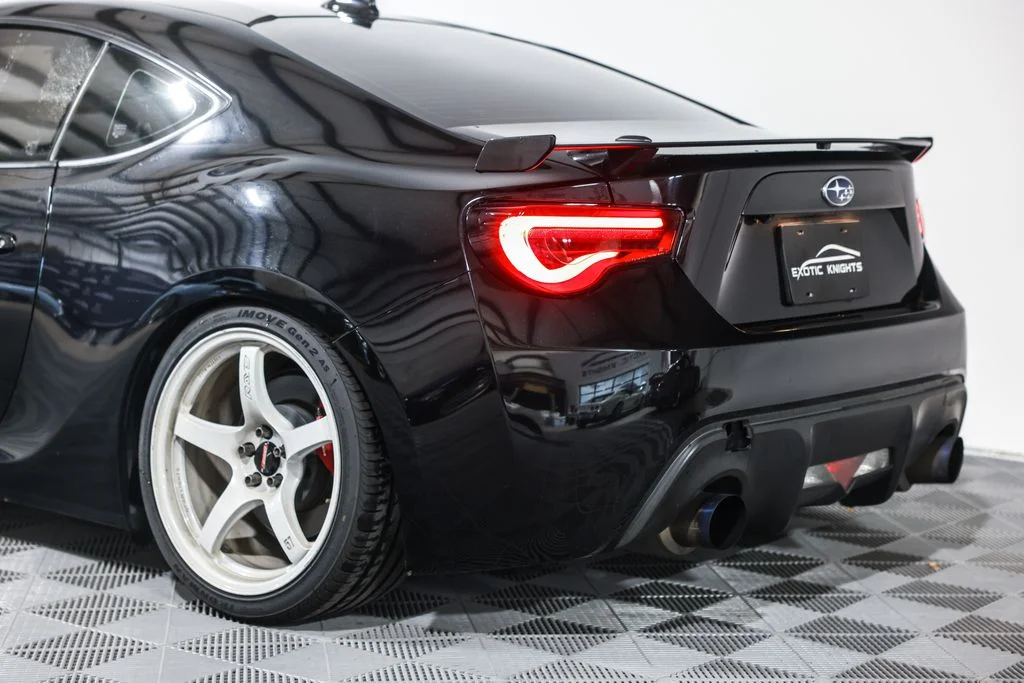 Used 2018 Black Subaru Limited image 18