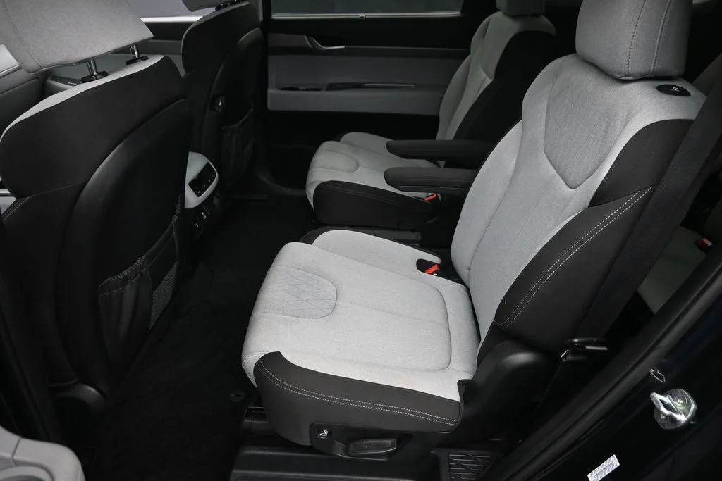 Used 2022 White Hyundai SEL image 15