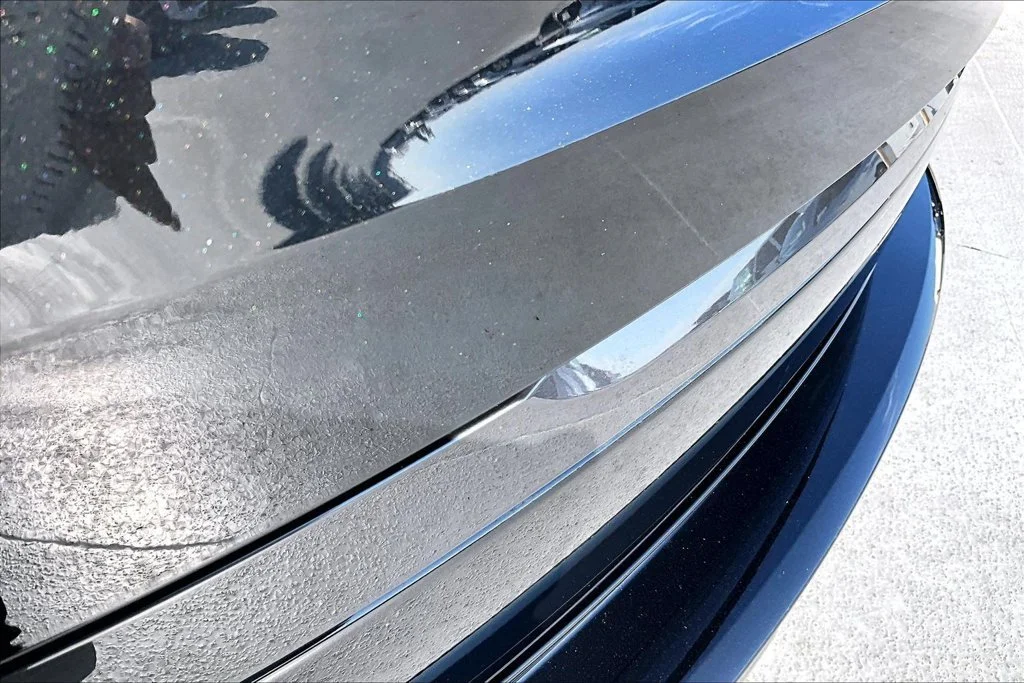 New 2027 Santorini Black LAND ROVER  image 9