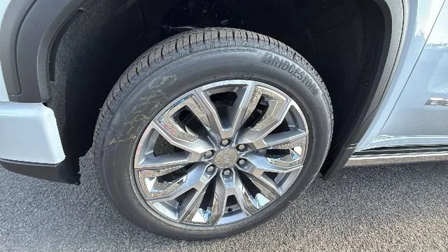 2026 GMC Sierra 1500 Denali - Photo 9
