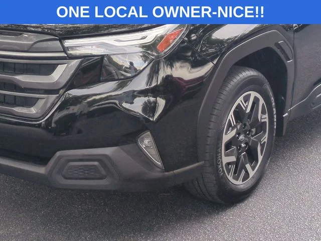 Used 2025 Black Subaru Premium image 9