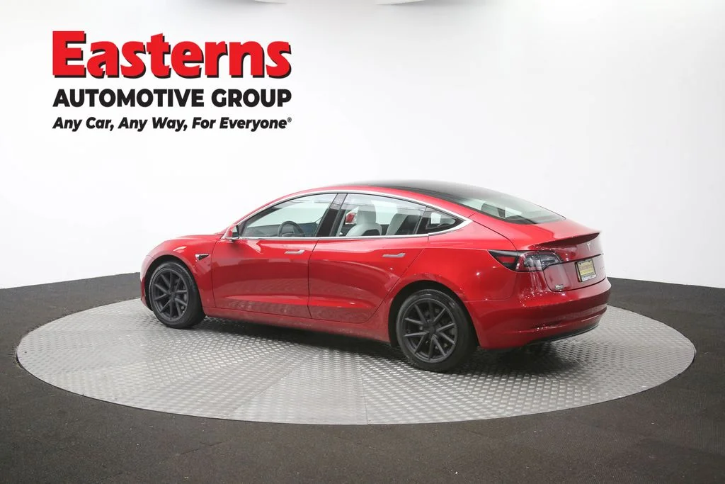 Used 2018 Red Tesla Long Range image 60