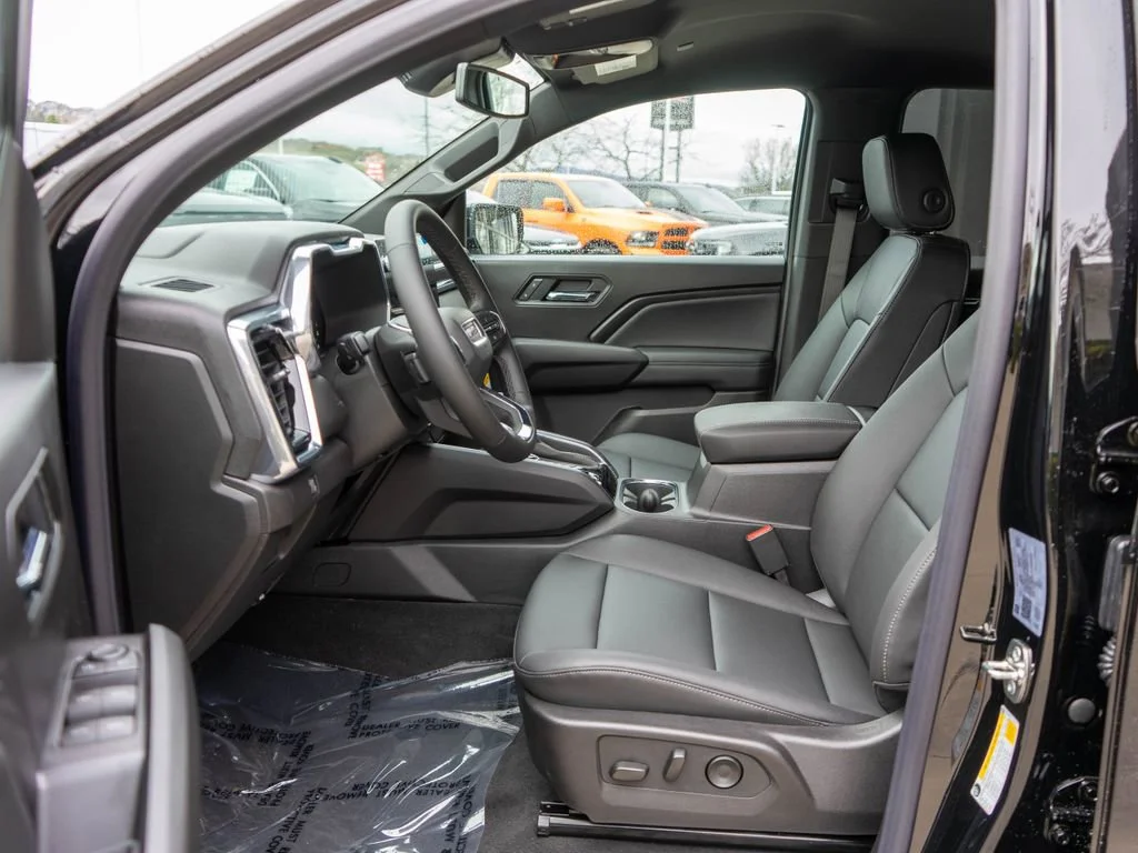 New 2026 Onyx Black GMC Elevation image 11