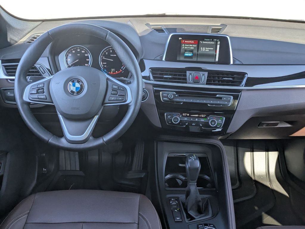 Used 2018 Gray BMW xDrive28i image 26