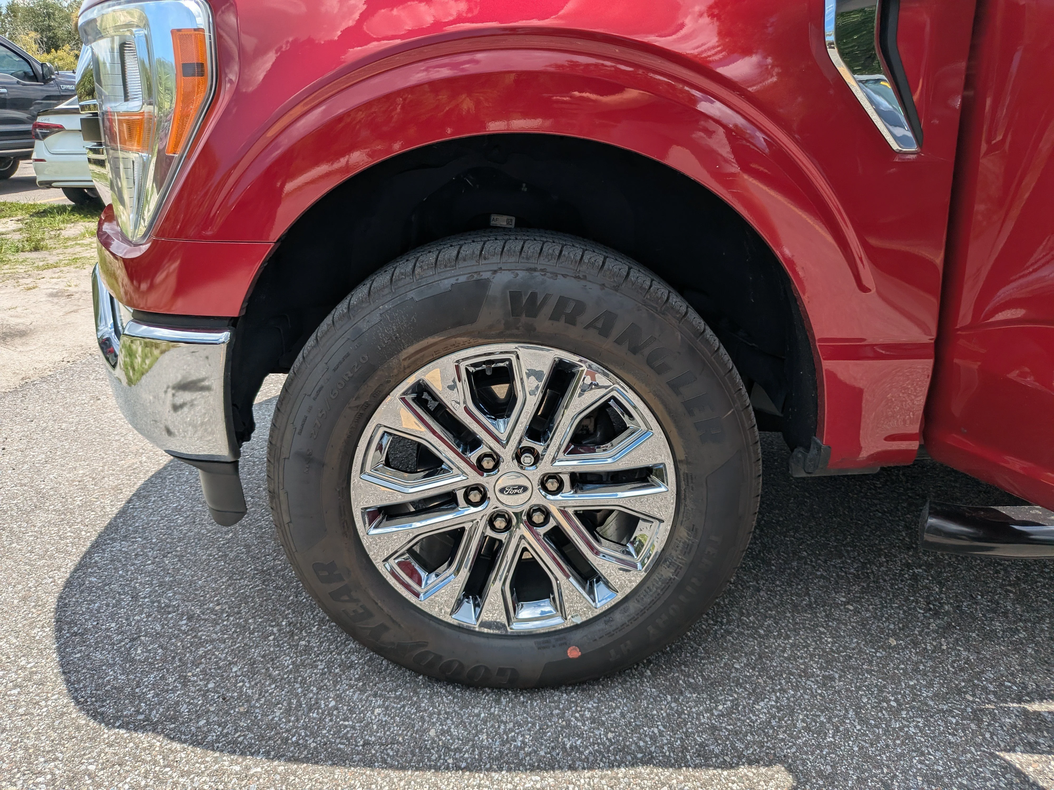Certified Used 2022 Rapid Red Metallic Tinted Clearcoat Ford XLT image 37