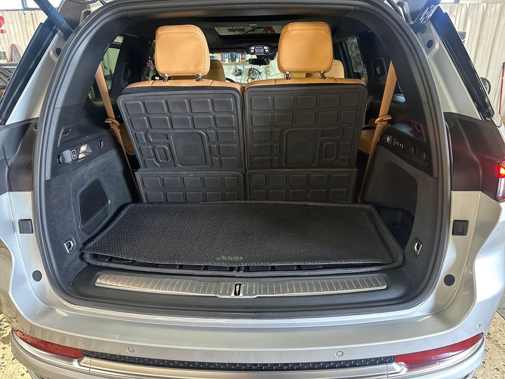 Used 2023 Silver Jeep Summit image 28