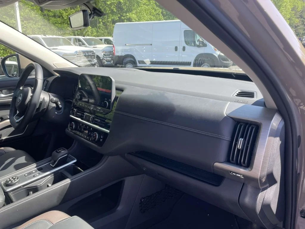 Used 2025 Baja Storm Nissan Platinum image 14