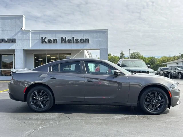 Used 2021 Gray Dodge SXT image 13