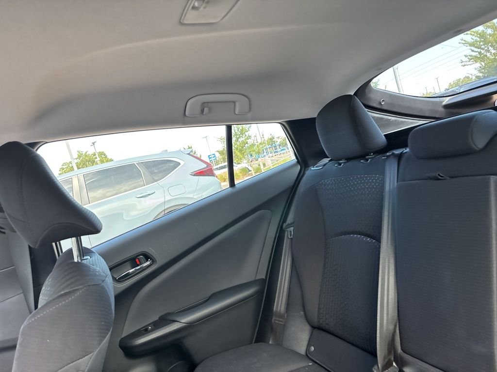 Used 2018 Gray Toyota Two image 31