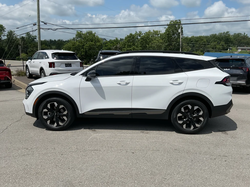 Used 2024 Glacial White Pearl Kia X-Line image 7