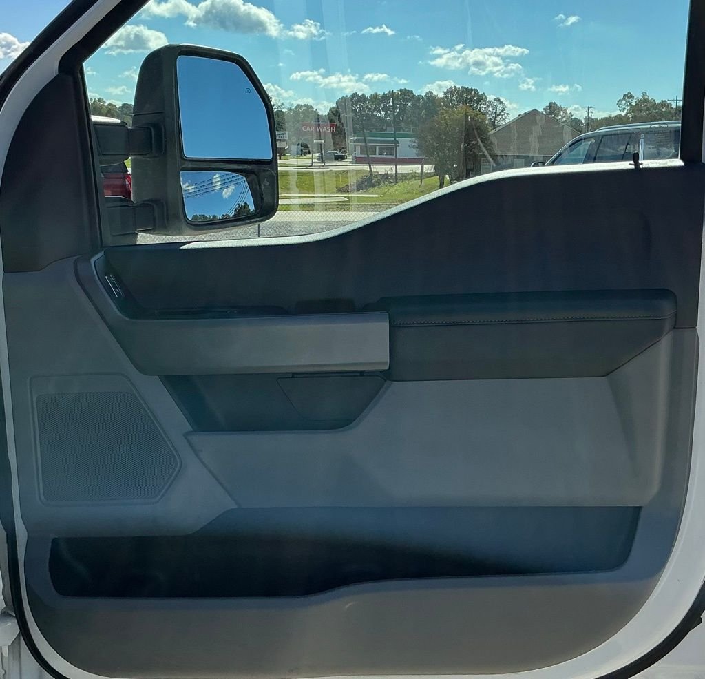 Used 2024 White Ford XLT image 22