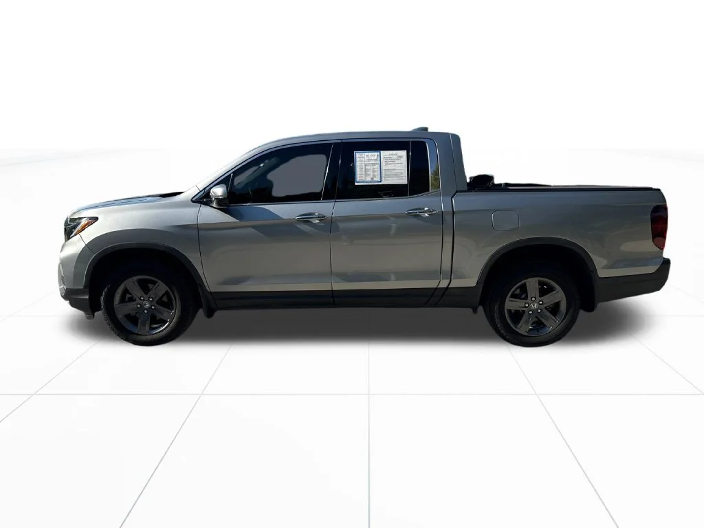 Certified Used 2023 Lunar Silver Metallic Honda AWD RTL-E image 5