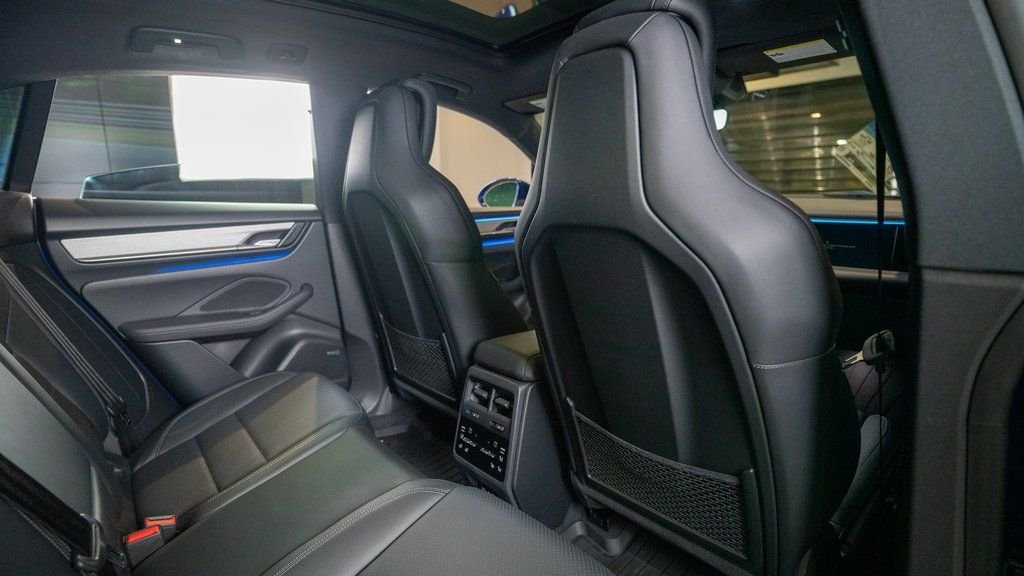 Used 2024 Blue Porsche 4 image 17