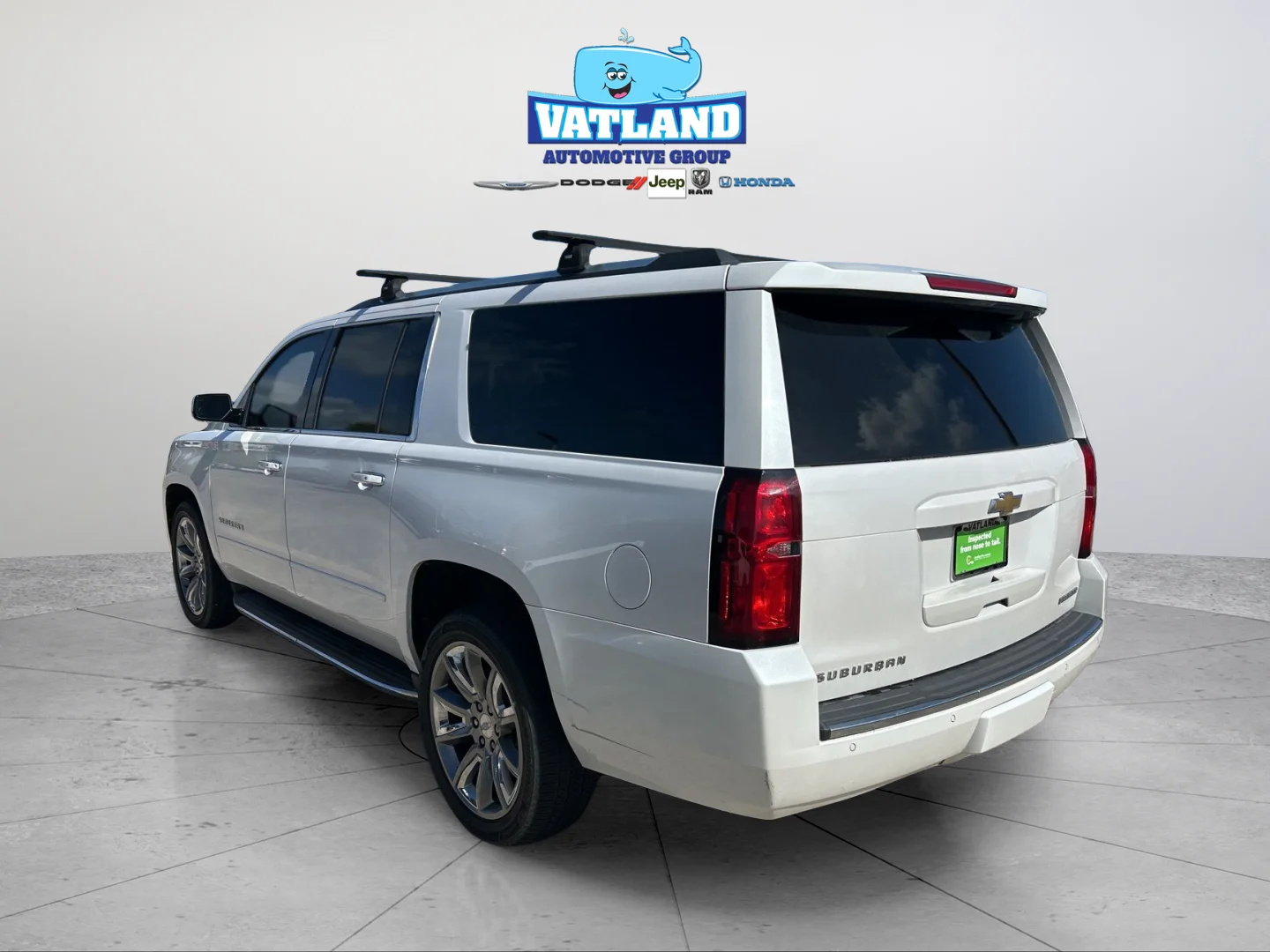 Used 2019 Pearl Chevrolet Premier image 3
