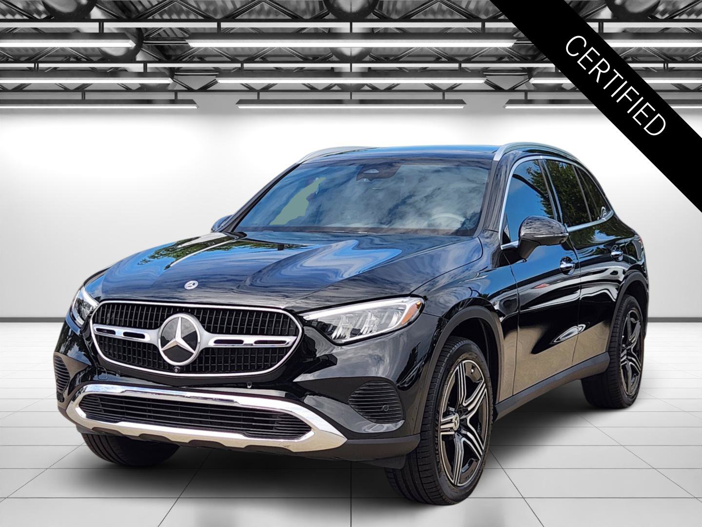 Certified Used 2026 Black Mercedes-Benz GLC 300 image 5