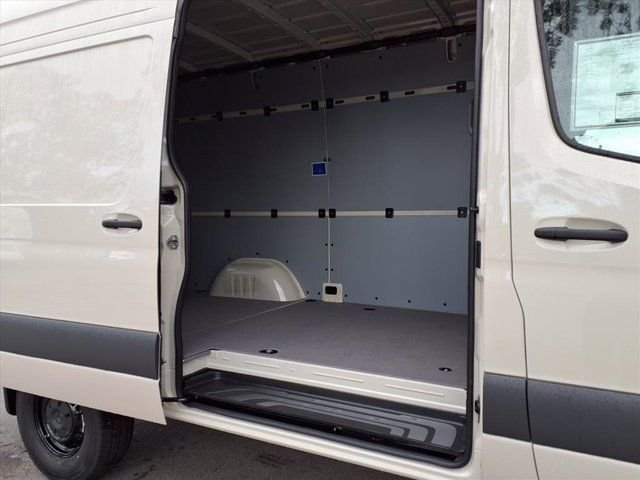 New 2026 Gray Mercedes-Benz Cargo 144 WB image 24