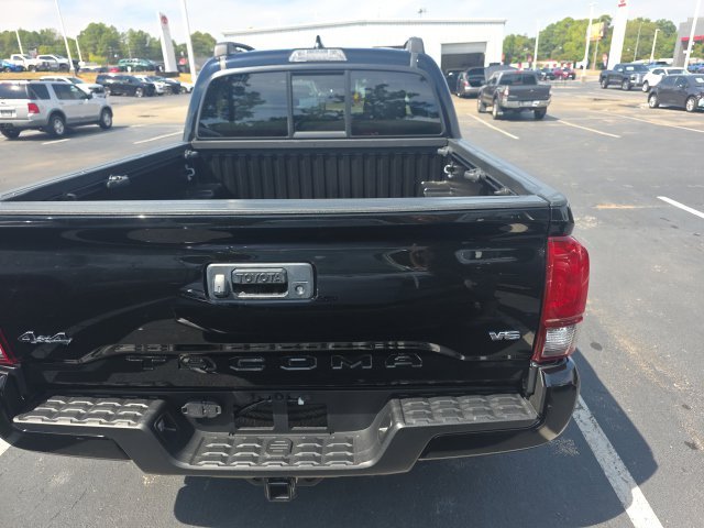 Used 2022 Midnight Black Metallic Toyota SR image 7