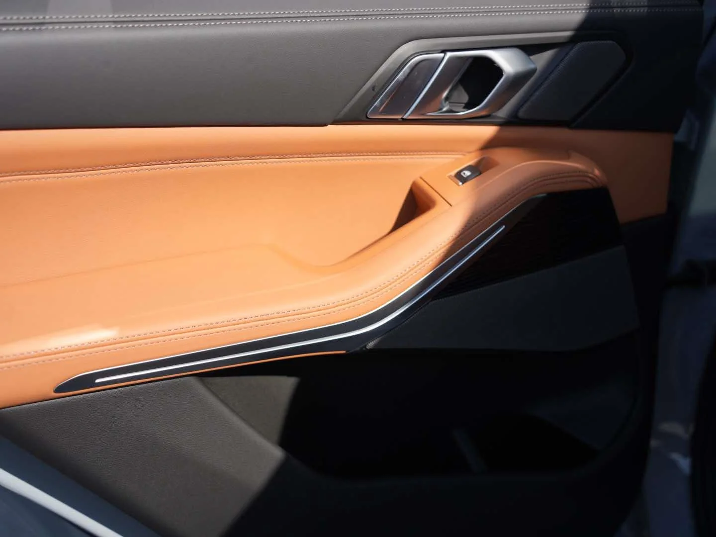 New 2026 Brooklyn Grey Metallic BMW sDrive40i image 9