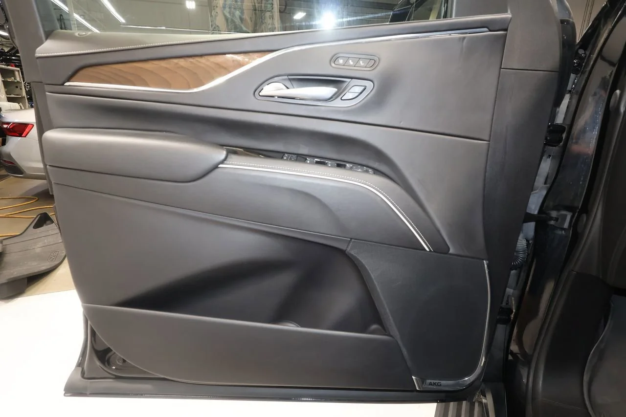 Certified Used 2024 Black Raven Cadillac Sport Platinum image 23