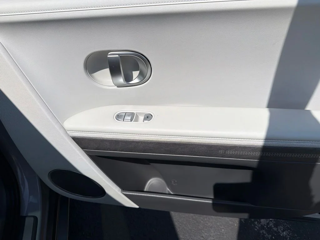 Used 2024 Gray Hyundai Limited image 17