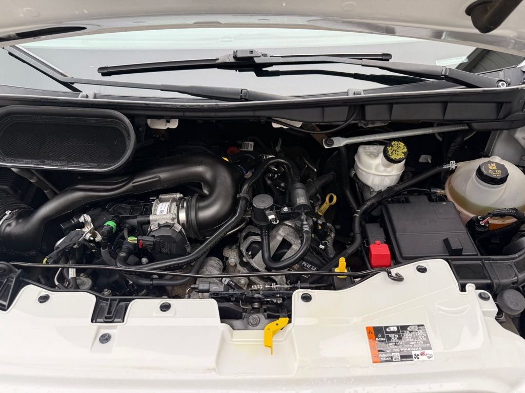 Used 2023 Oxford White Ford Base image 27