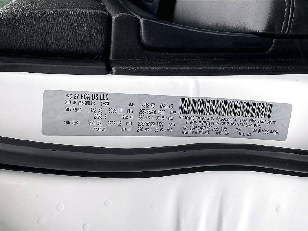 Used 2020 White Jeep Altitude image 33