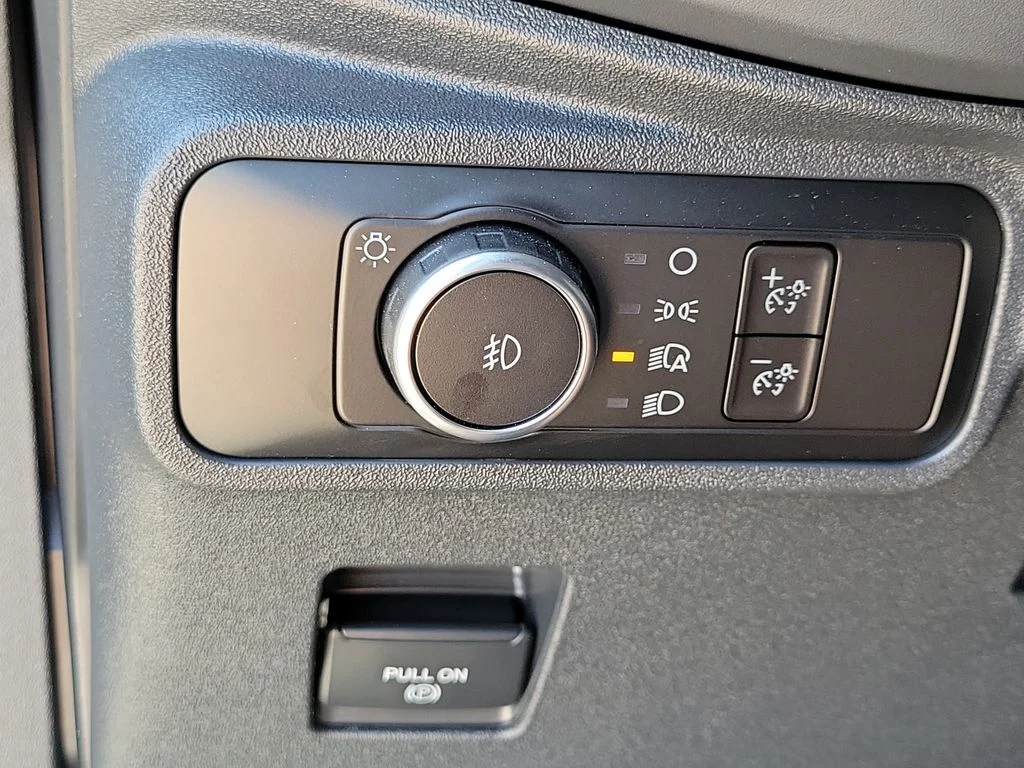 Used 2025 Desert Sand Ford Badlands image 31