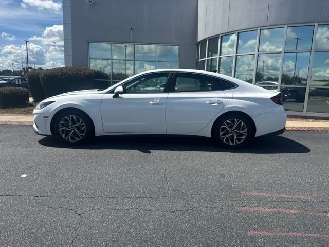 Used 2023 White Hyundai SEL image 11