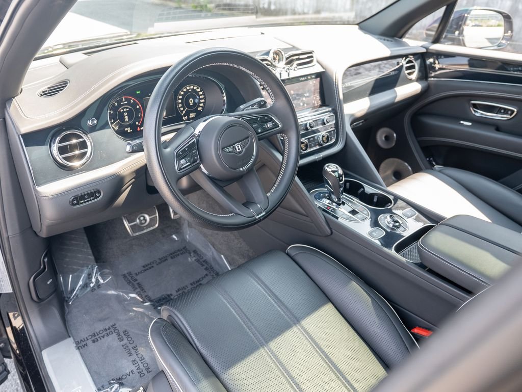 Used 2024 Black Bentley Azure image 11