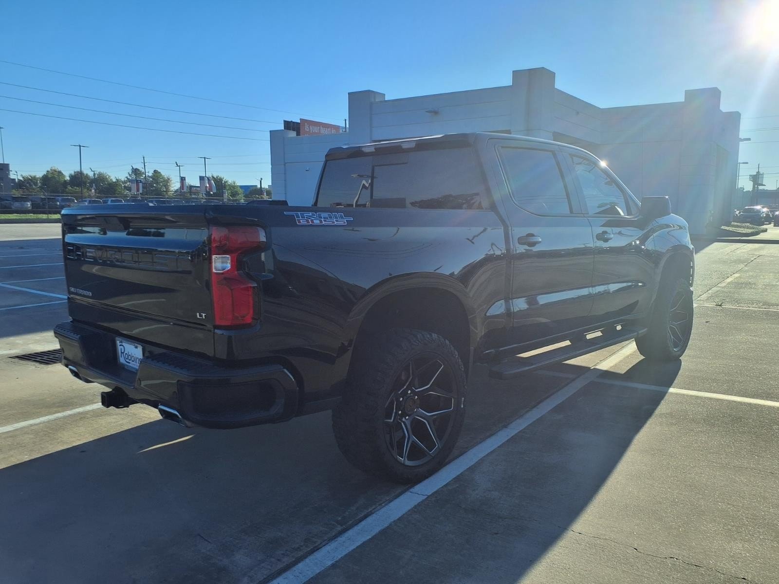 2021 Chevrolet Silverado 1500 photo 4 of 26