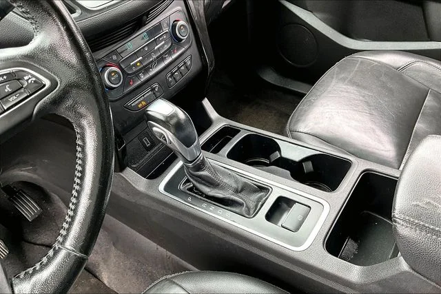 Used 2018 Gray Ford Titanium image 15