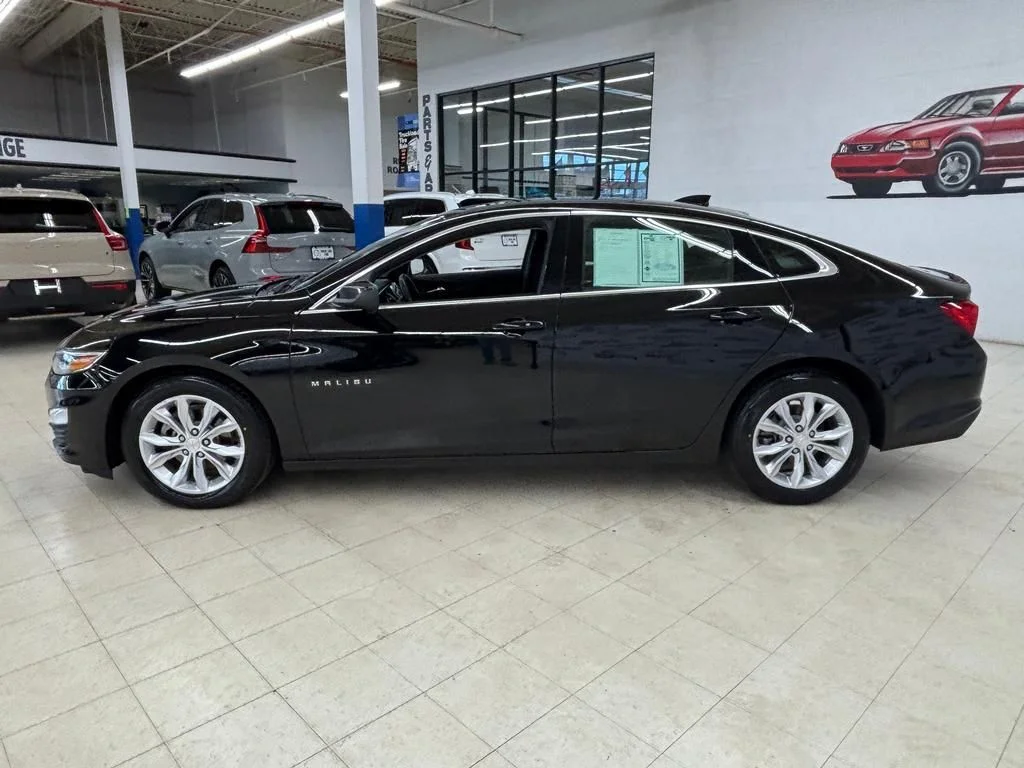 Used 2023 Mosaic Black Metallic Chevrolet LT image 4