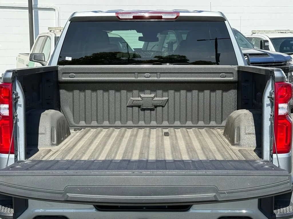 New 2026 Sterling Gray Metallic Chevrolet RST image 7