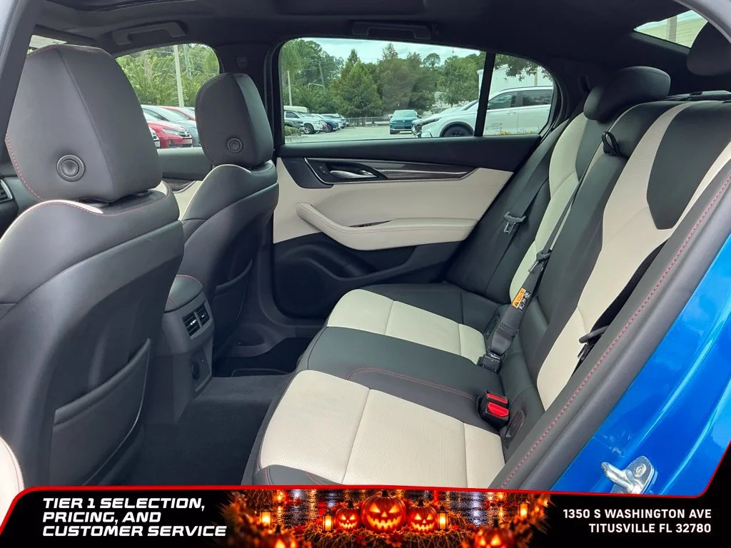 Used 2025 Coastal Blue Metallic Cadillac V-Series image 25