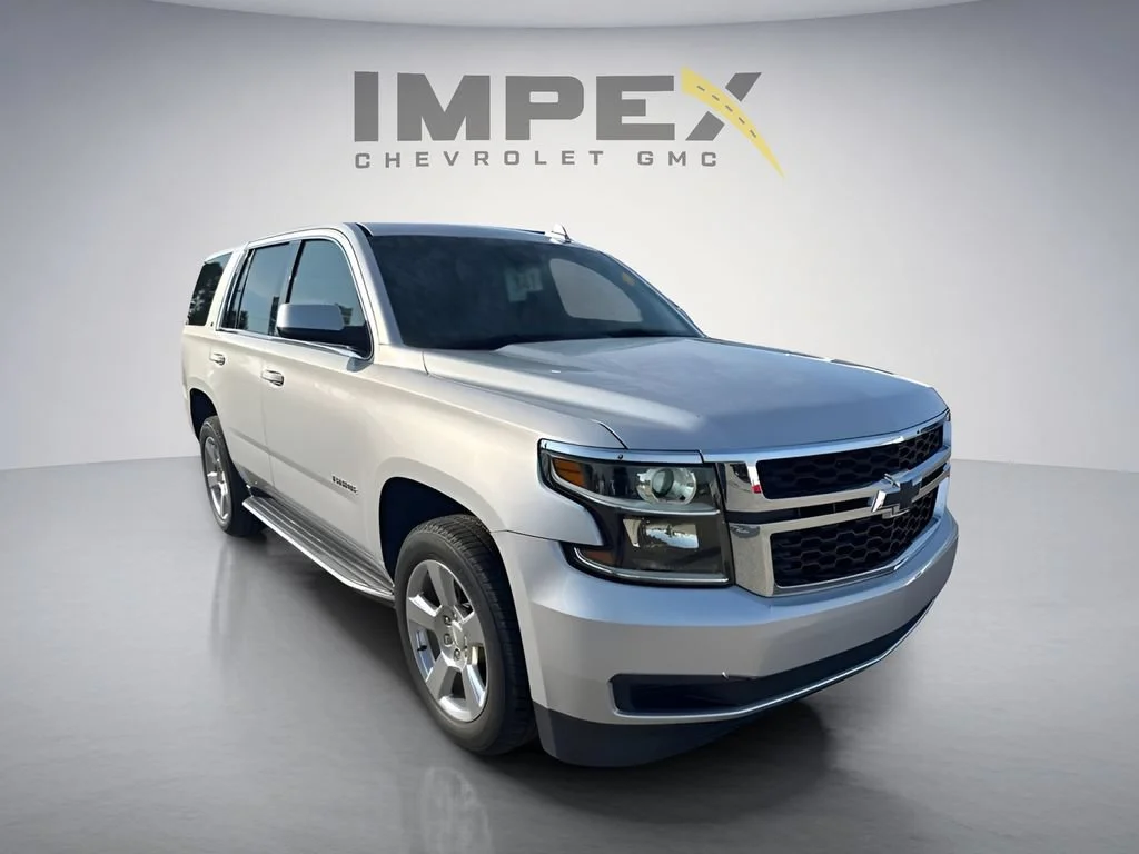 Used 2018 SILVER ICE METALLIC Chevrolet LT image 7