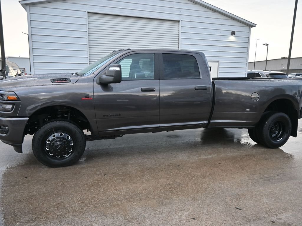 New 2026 Granite Crystal Metallic Clearcoat RAM Big Horn image 21