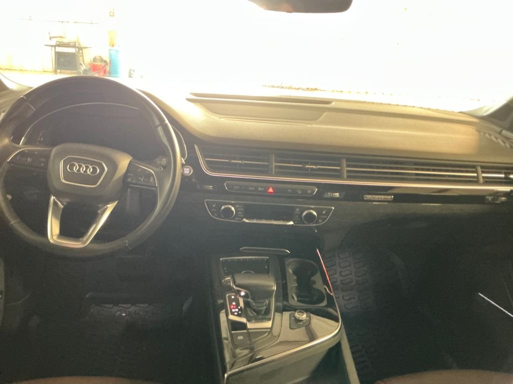 Used 2018  Audi 3.0T Prestige image 17