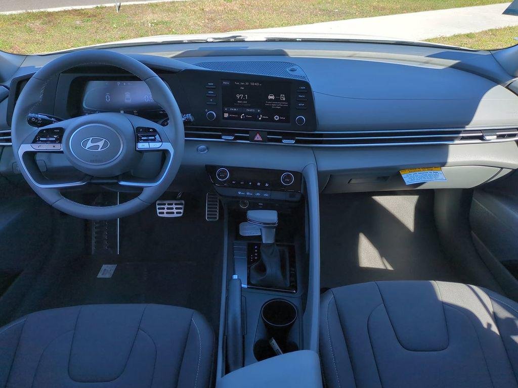 New 2026 White Hyundai SEL Sport image 15