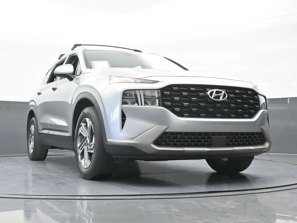 Used 2023 Shimmering Silver Pearl Hyundai SEL image 61