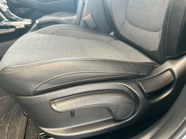 Used 2025 Blue Kia S image 16