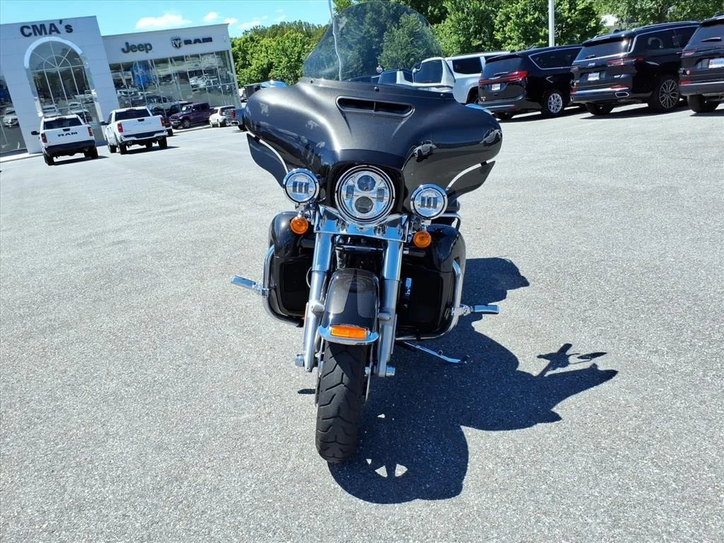 Used 2019 BLACK HARLEY Cruiser image 8