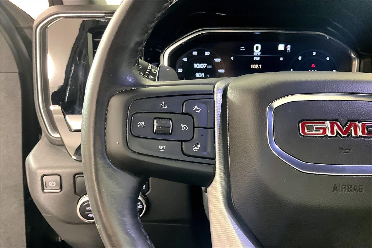 Used 2023 Onyx Black GMC SLT image 23