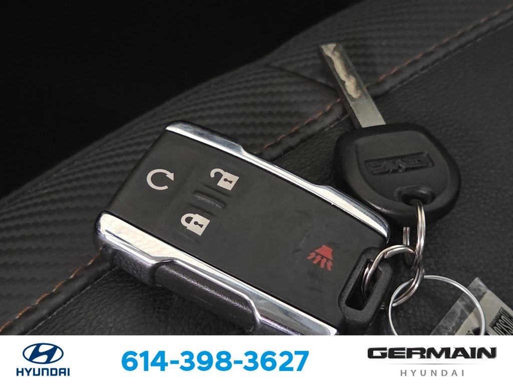 Used 2021 Gray GMC AT4 w/Leather image 34