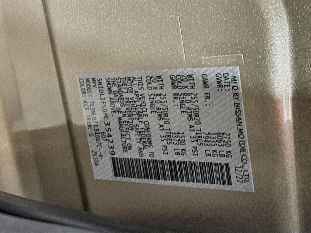 Certified Used 2023 Silver INFINITI LUXE image 43