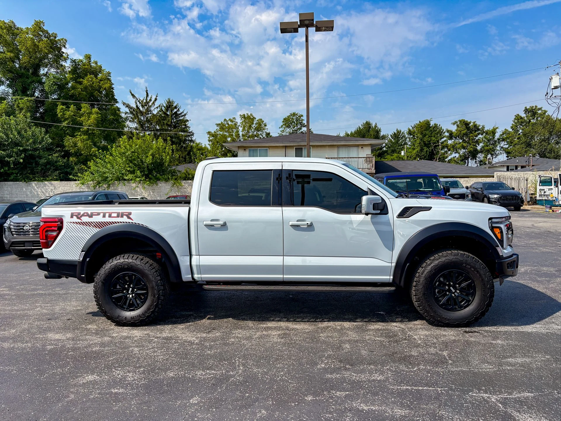 Used 2025 White Ford Raptor image 15