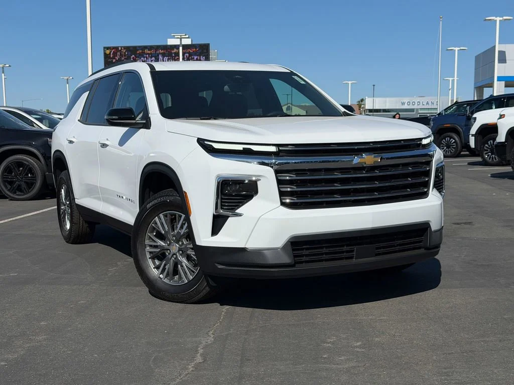 2026 Chevrolet Traverse AWD LT's photo