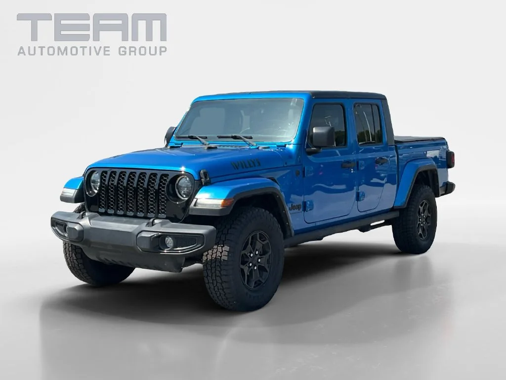Used 2023 Blue Jeep Willys image 3