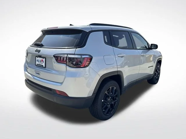 New 2026 Silver Jeep Latitude image 9